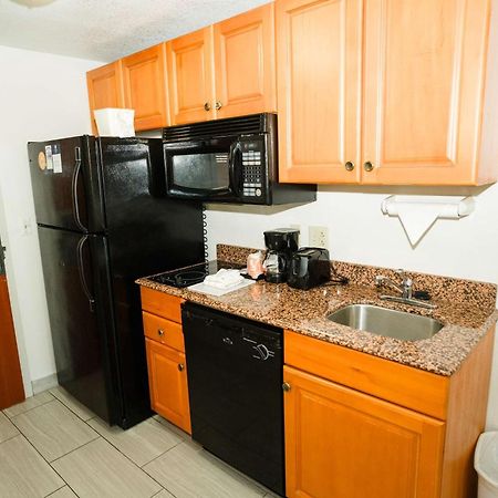 Mainstay Suites Knoxville North I-75 מראה חיצוני תמונה