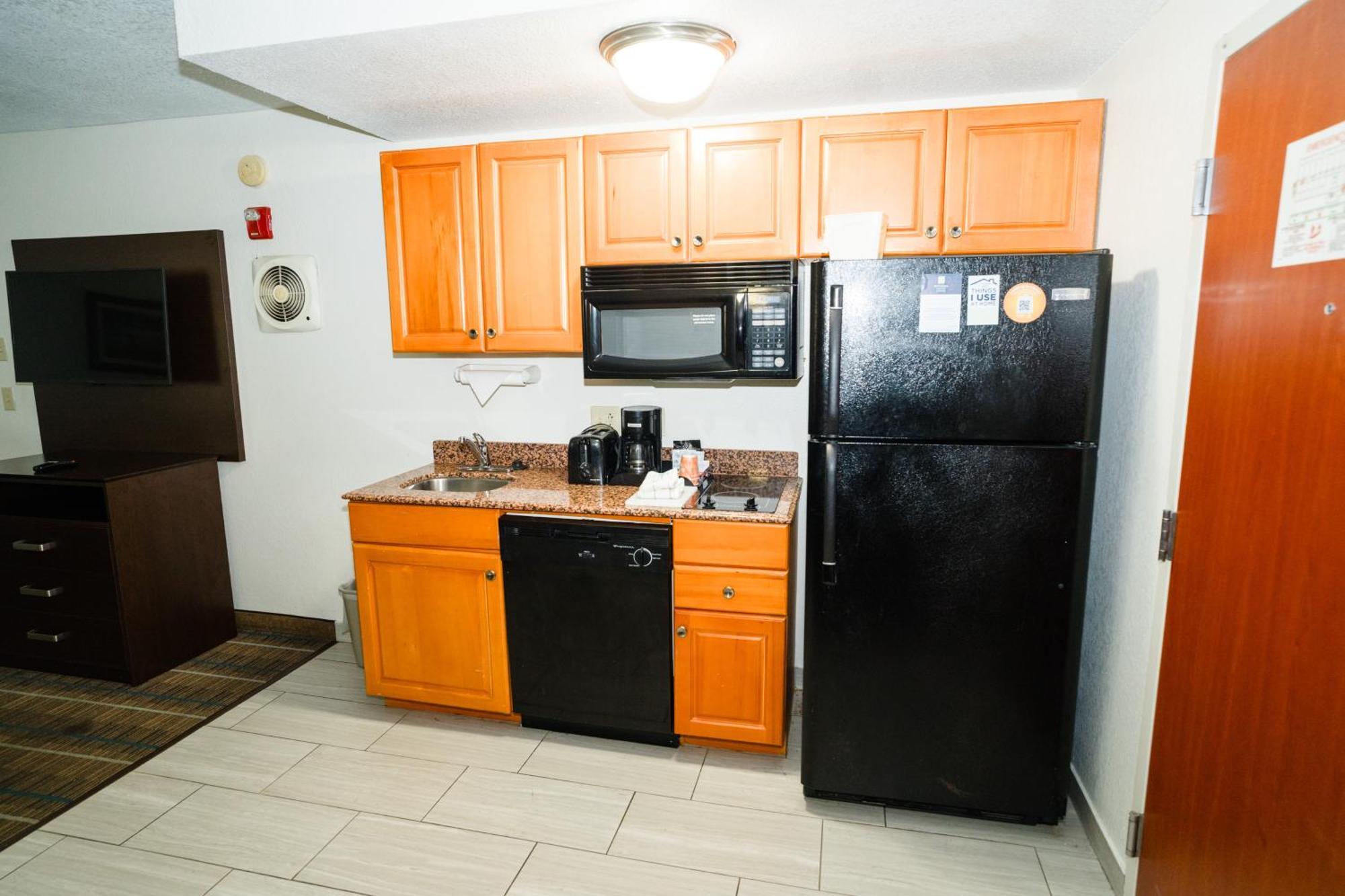 Mainstay Suites Knoxville North I-75 מראה חיצוני תמונה