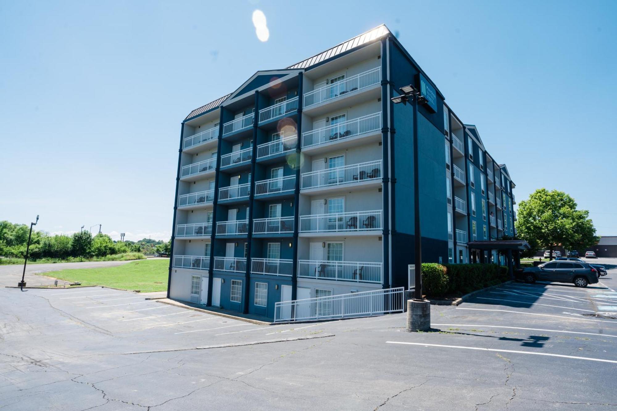 Mainstay Suites Knoxville North I-75 מראה חיצוני תמונה