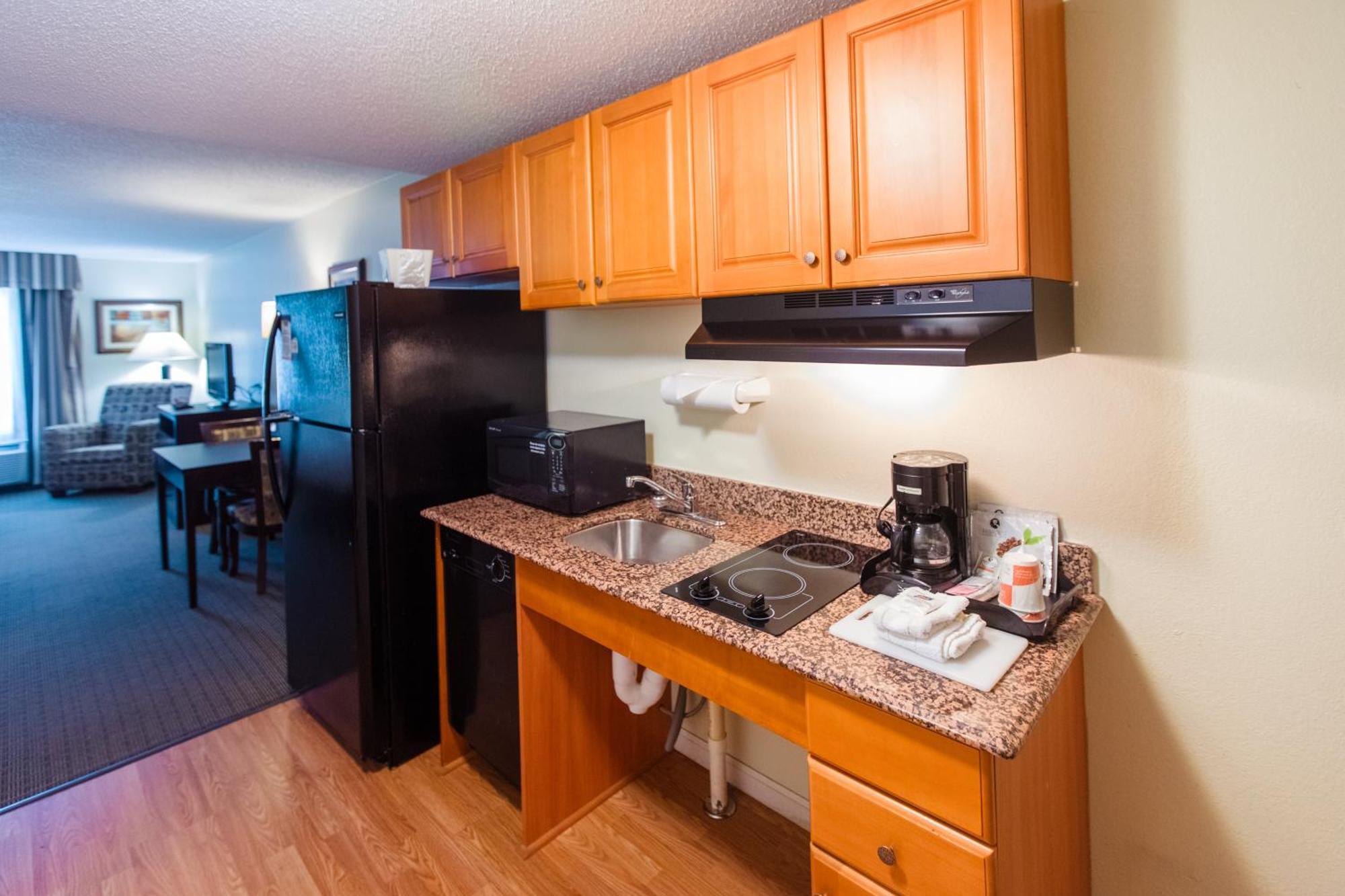 Mainstay Suites Knoxville North I-75 מראה חיצוני תמונה